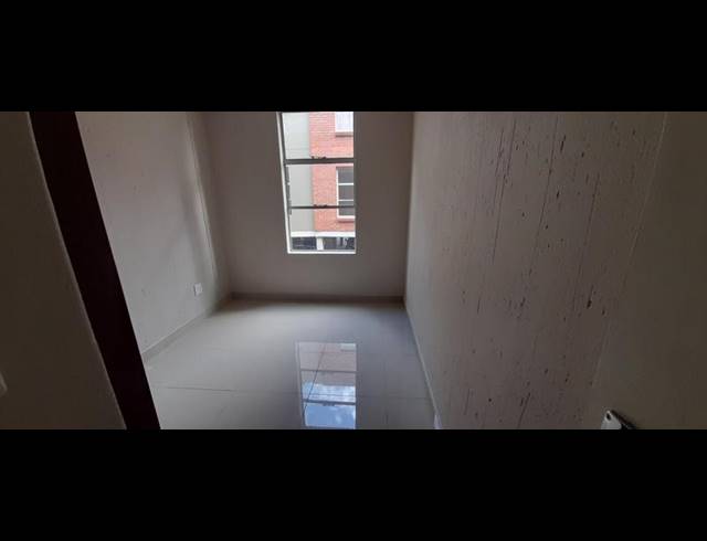 2 BEDROOM APARTMENT FOR SALE IN BUCCLEUCH